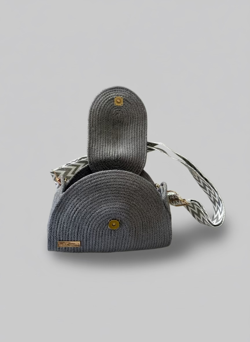 Maison Mano Collection